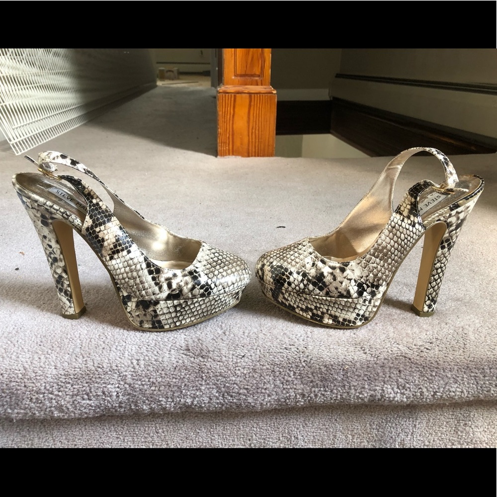 Heels - Picture 3 of 4